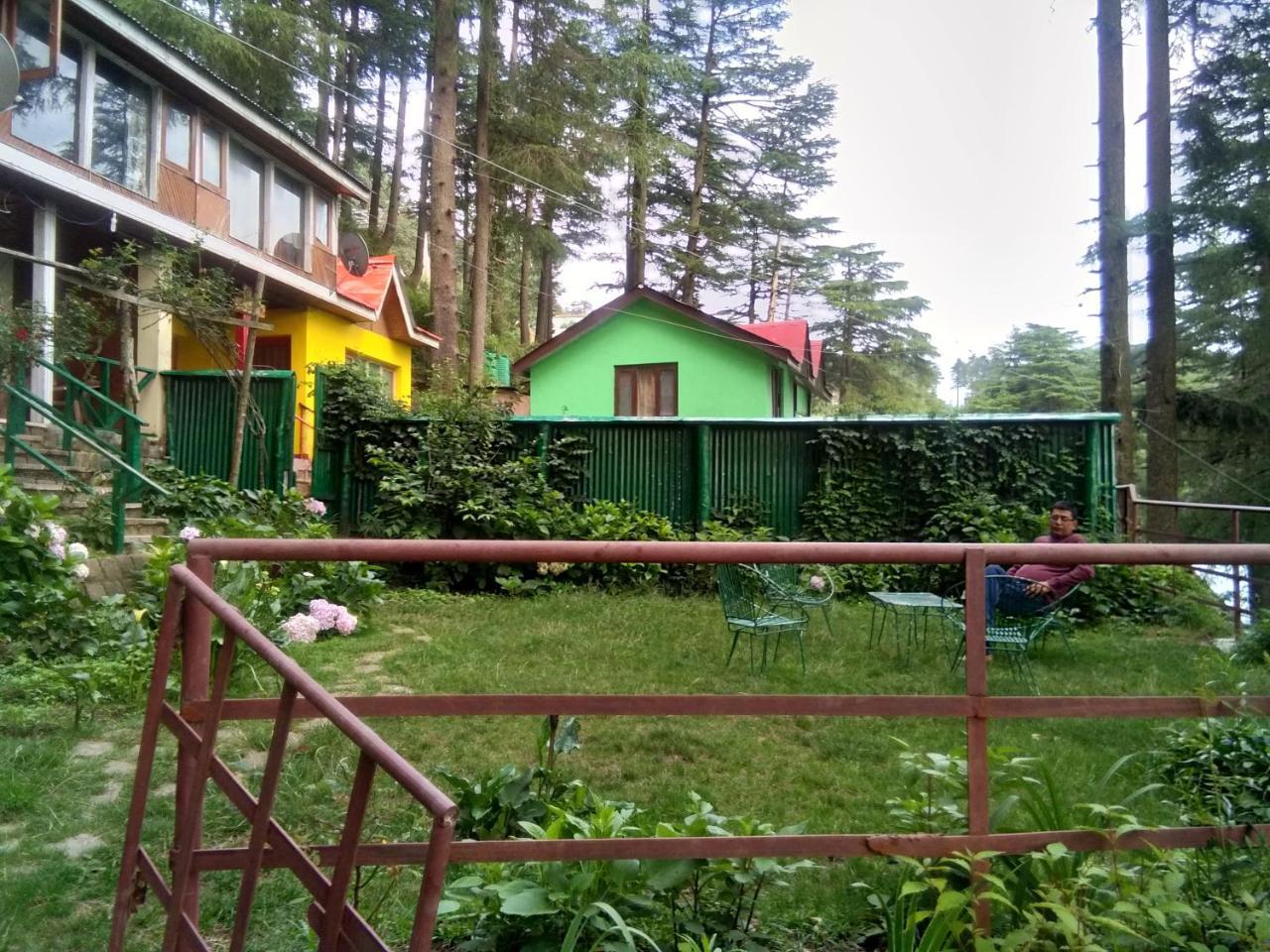 Huts Hotel Patnitop Exterior photo